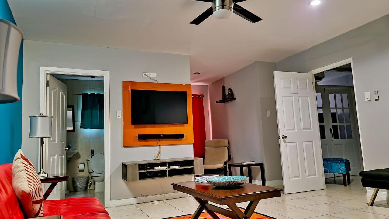 Donhead New Kingston Apt 5 Exterior foto